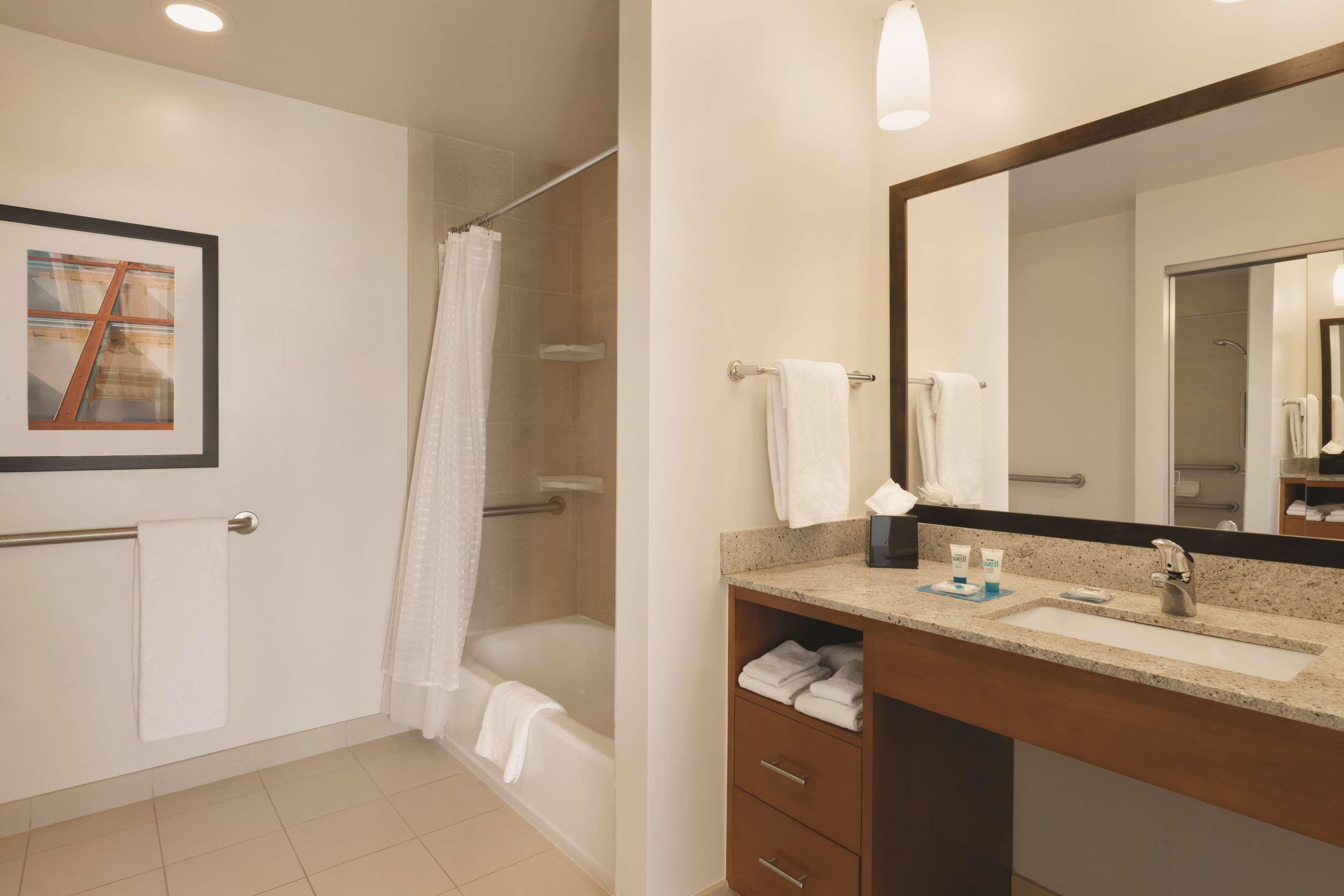 Hyatt House Denver Airport Exterior photo