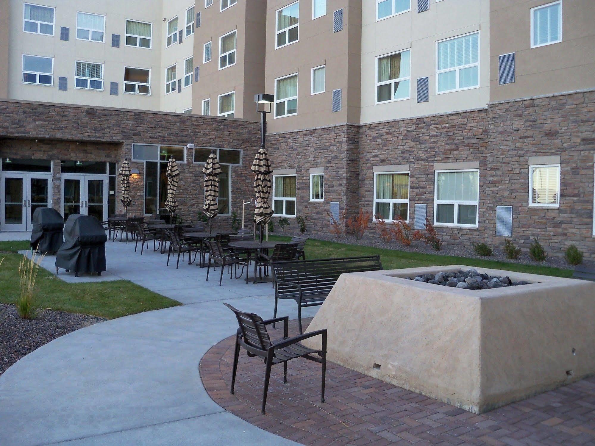 Hyatt House Denver Airport Exterior photo